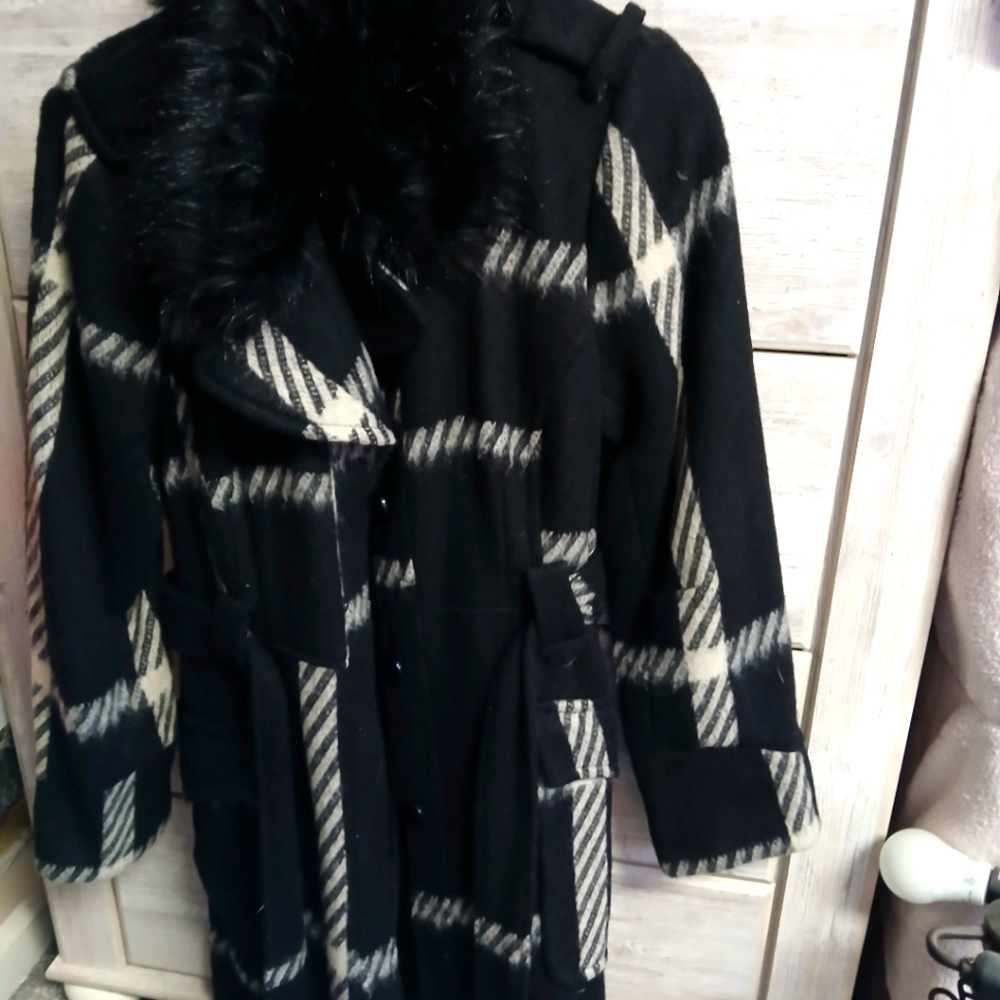 Girl's coat